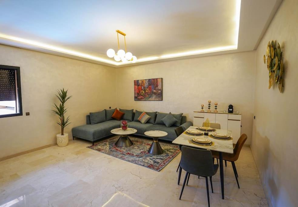 Spacieux Et Luxueux Appartement Marrakesh Bagian luar foto
